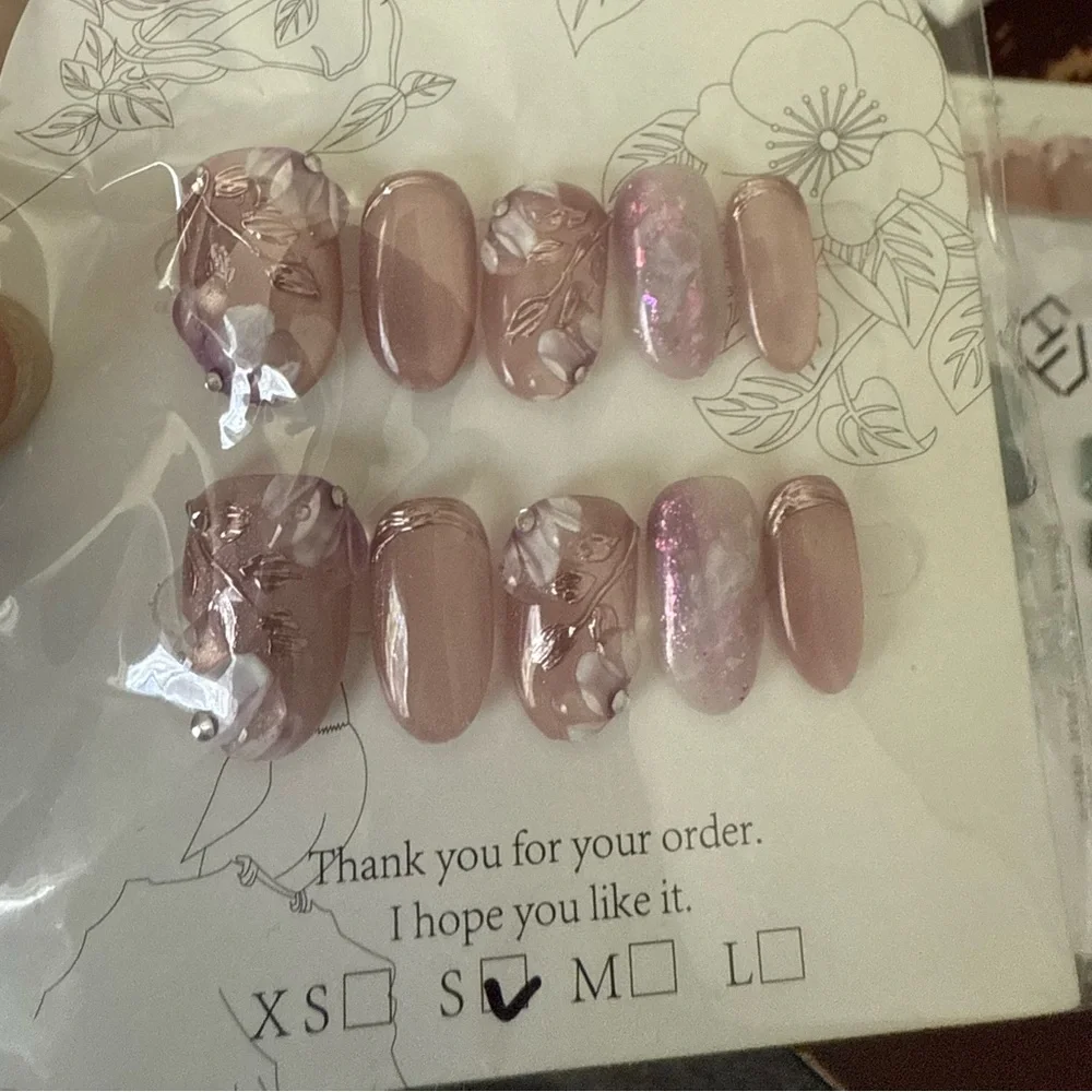 Handmade Press💅🏼On Nails-Live Unlisted Item - Picture 6 of 16